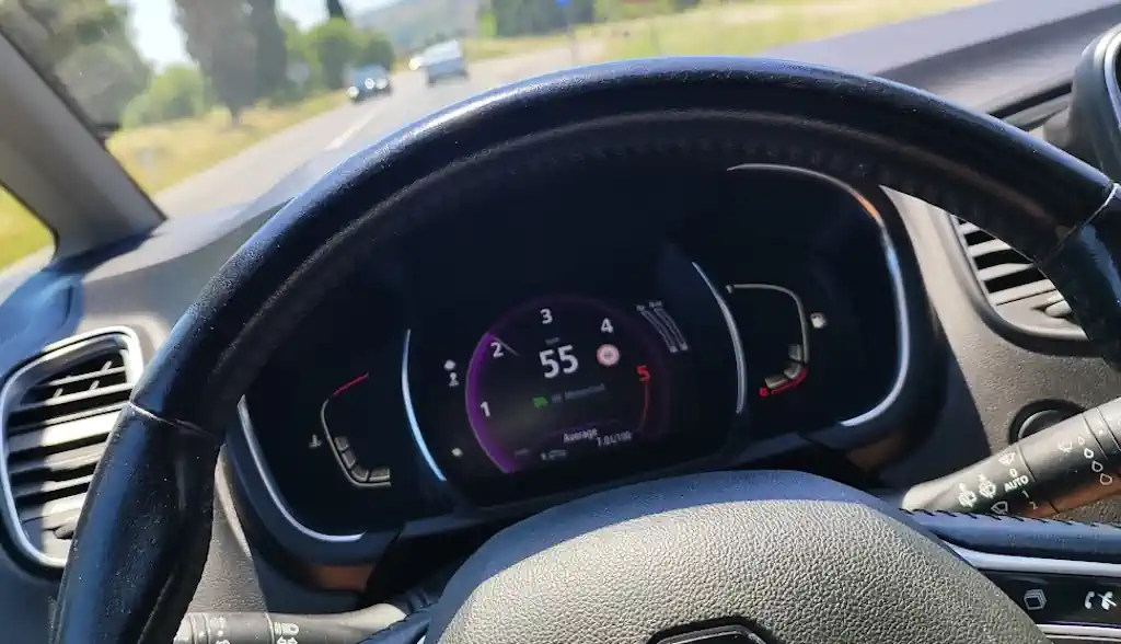 Najčešći problemi s elektronikom na Renault Scenicu 4