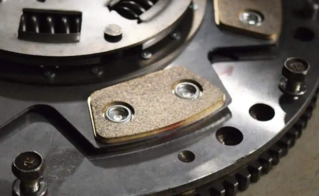 Problemi s kvačilom kod VW Golfa 8