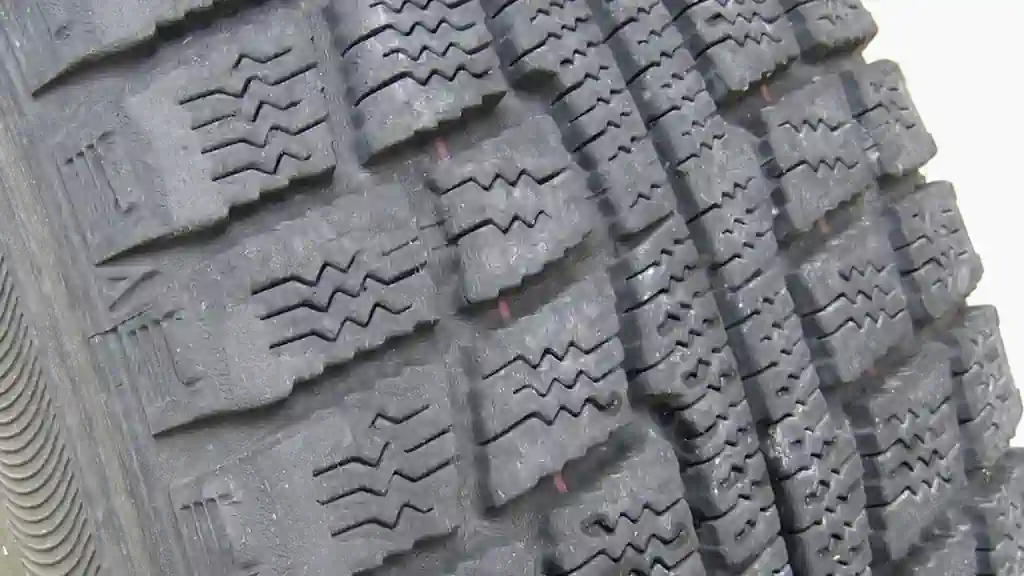 zimska guma sa prepoznatljivim šarama